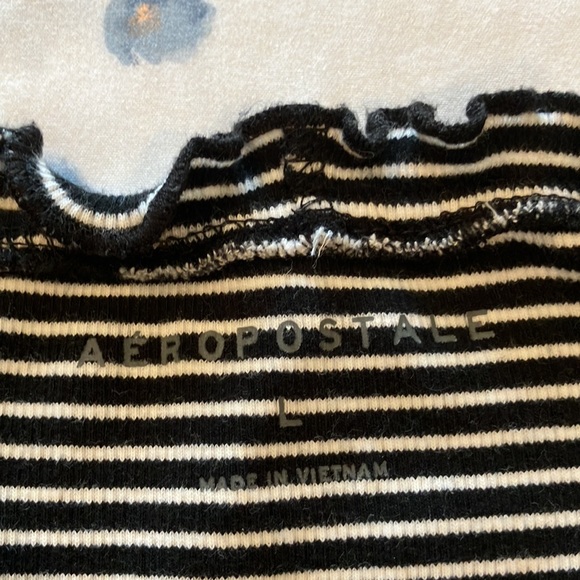 Top - Picture 3 of 3